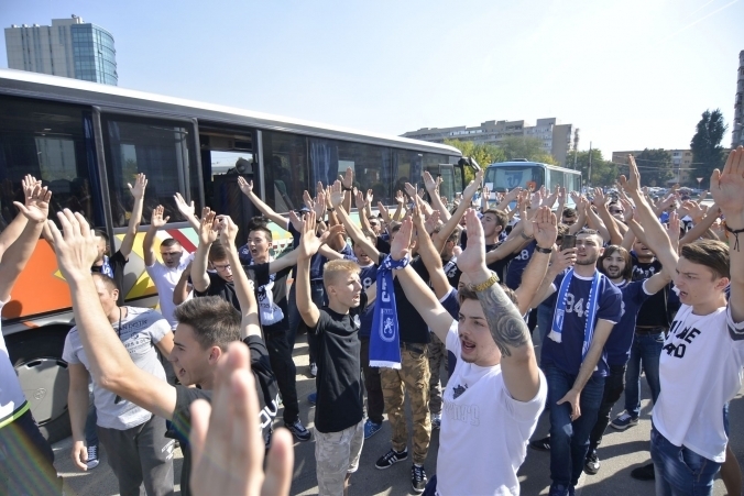 Cea mai iubită echipă din România merge la București să-și confirme renumele