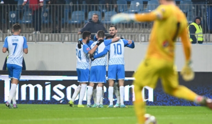 Spectacol cu Farul și calificare mai departe în Cupă