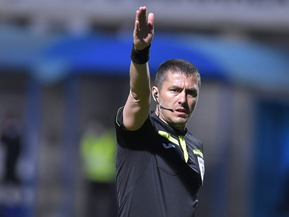 Adrian Cojocaru împarte dreptatea la Supercupă