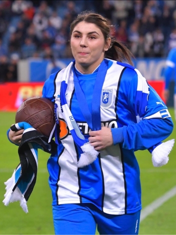 Alexandra Anghel