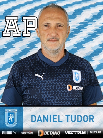 Daniel  Tudor